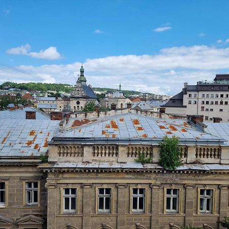 Leogrand Apartments On Kniazia Romana 6 Lviv Dış mekan fotoğraf