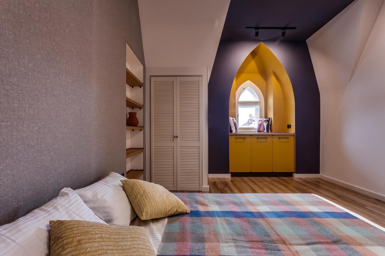 Leogrand Apartments On Kniazia Romana 6 Lviv Dış mekan fotoğraf
